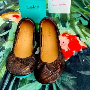 Tieks Ember size 7 in EUC